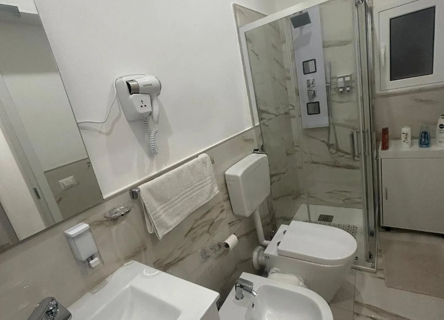 B&B Heracleae Luxury Home Cattolica Eraclea Bed & Breakfast